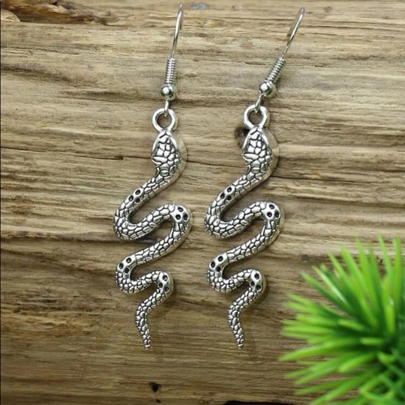 2PC Silver Retro Serpent Snake Earrings & Necklace - Picture 5 of 5